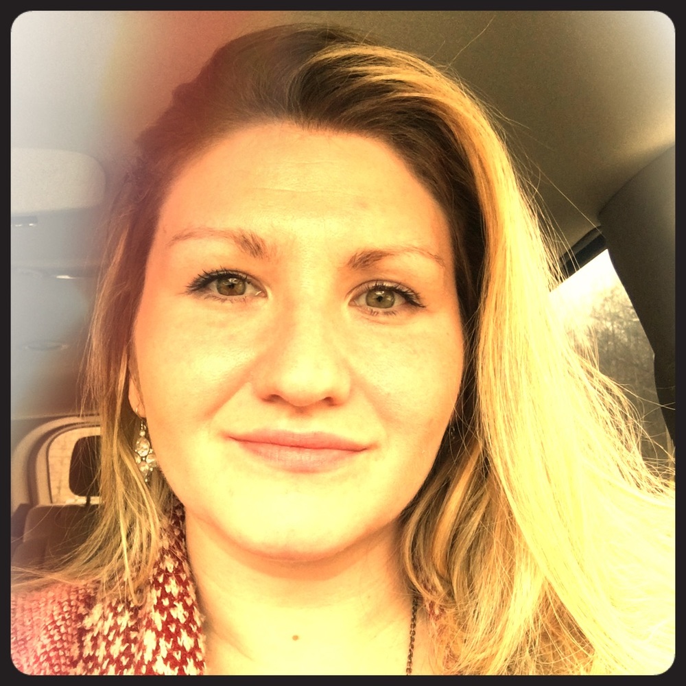 Meet your Posher, Claire